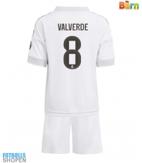 Billiga Real Madrid Federico Valverde #8 Hemmatröja Barn 2025-26 Kortärmad (+ Korta byxor)